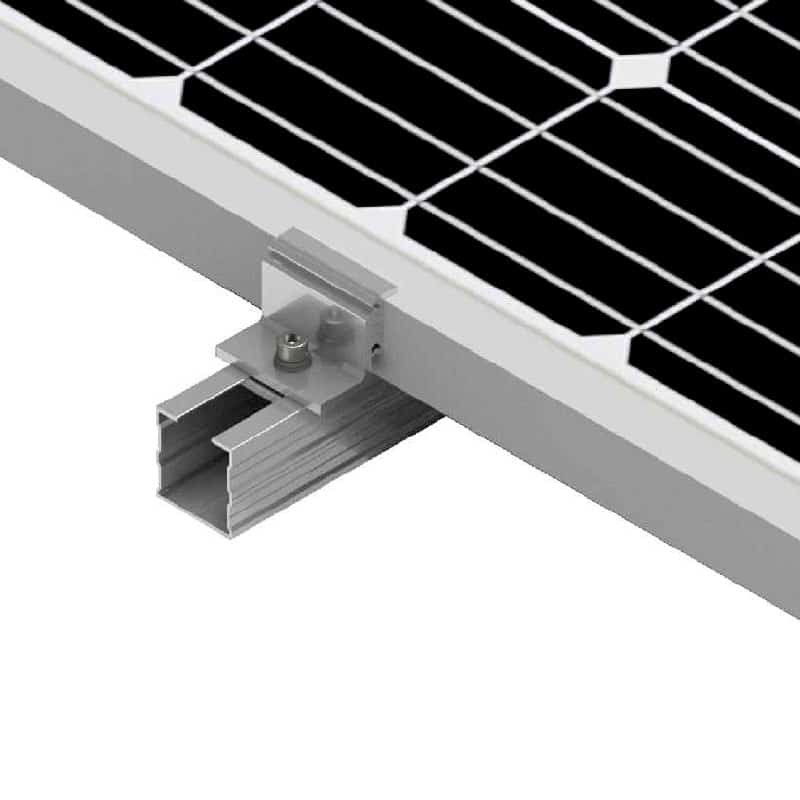 Adjustable side fastener for fastening to SG3 sections on solar panels ...