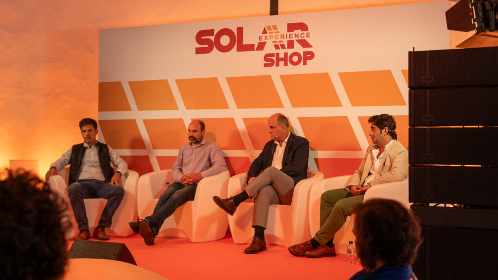 Round Table com oradores Joaquim Guedes, Cláudio Cortez, Jorge Araújo e Paulino Oliveira