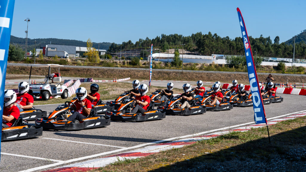 Equipa solarshop, karts no kartódromo em Vila Nova de Poiares