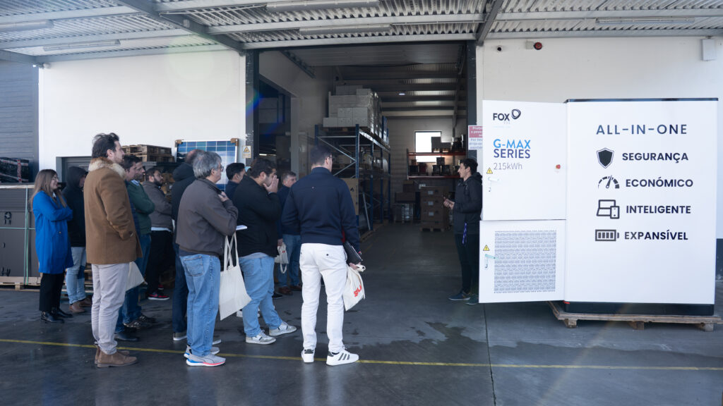 Evento Power Up, da Solarshop. 
Solução de armazenamento de energia para projetos C&I - G-max, do parceiro Fox Ess