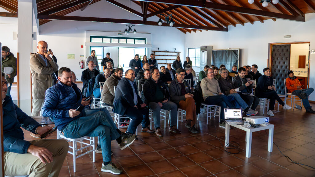 Partilha de conhecimento técnico e proximidade com clientes da Solarshop